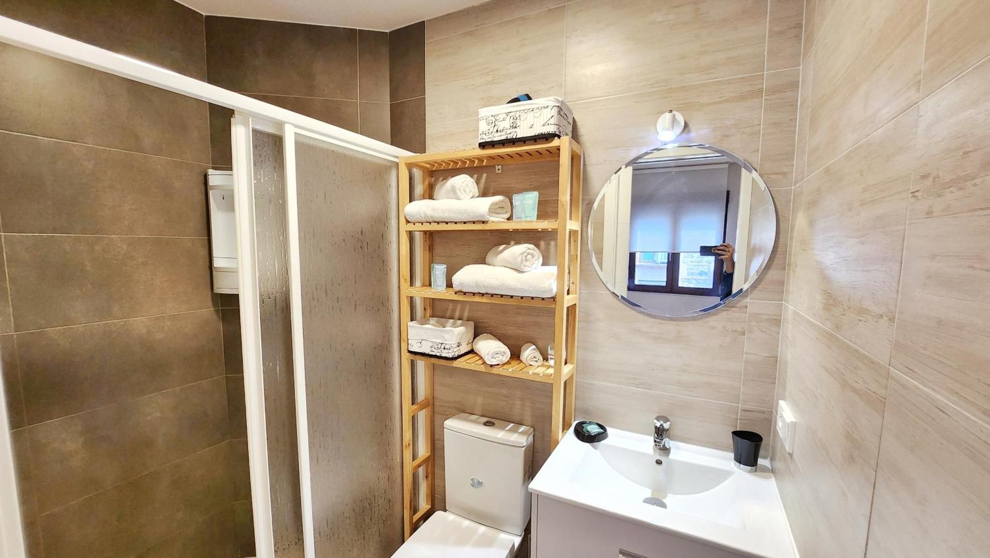 Cervantes Apartamentos Toledo Esterno foto